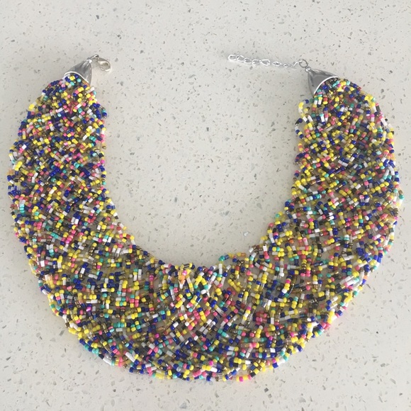 Jewelry - Bib necklace beaded colorful